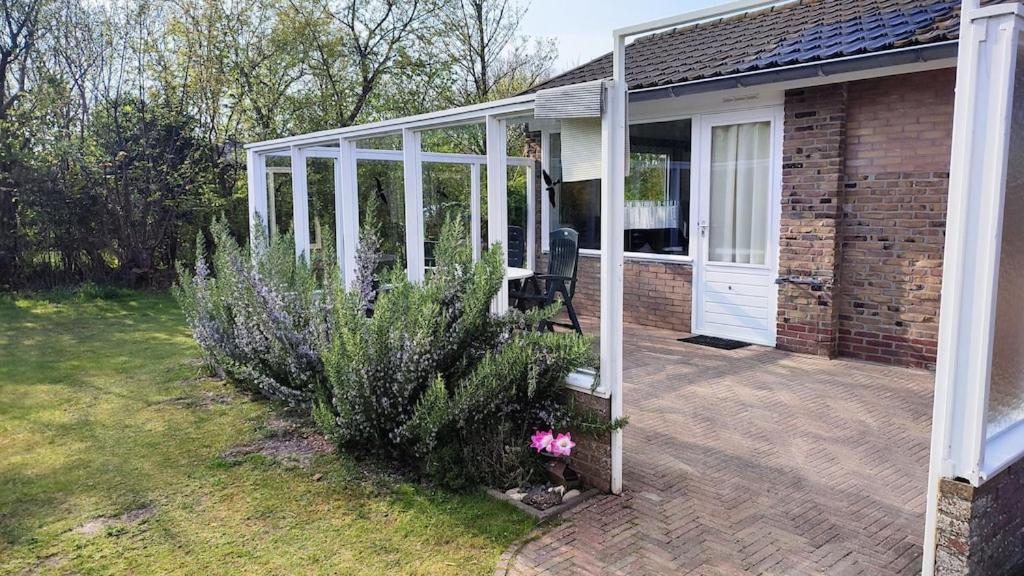 Vakantiehuis Hollum Ameland Dichtbij Strand En Met Ruime Tuin - Ameland39 Nl エクステリア 写真