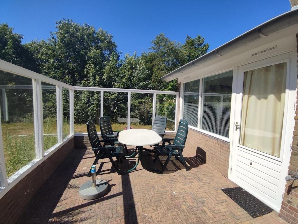 Vakantiehuis Hollum Ameland Dichtbij Strand En Met Ruime Tuin - Ameland39 Nl エクステリア 写真
